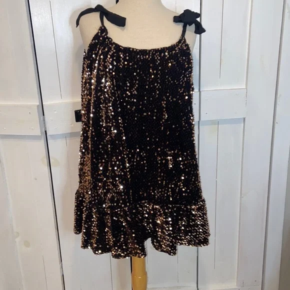 NWOT Free People Nova Black Sequined Velvet Adjustable Mini Dress - Picture 2 of 5